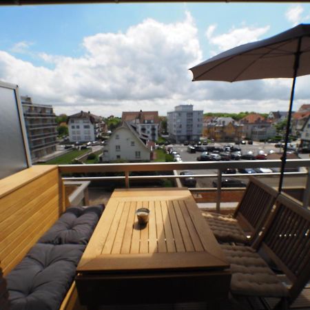 Appartement Sur La Digue - De Haan - Le Coq - Silver Beach D2 Exteriör bild