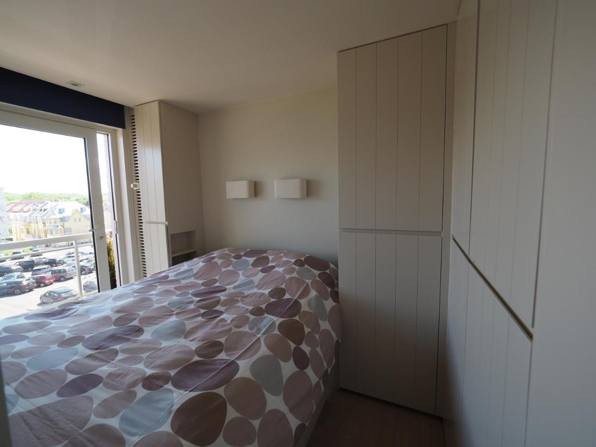 Appartement Sur La Digue - De Haan - Le Coq - Silver Beach D2 Exteriör bild