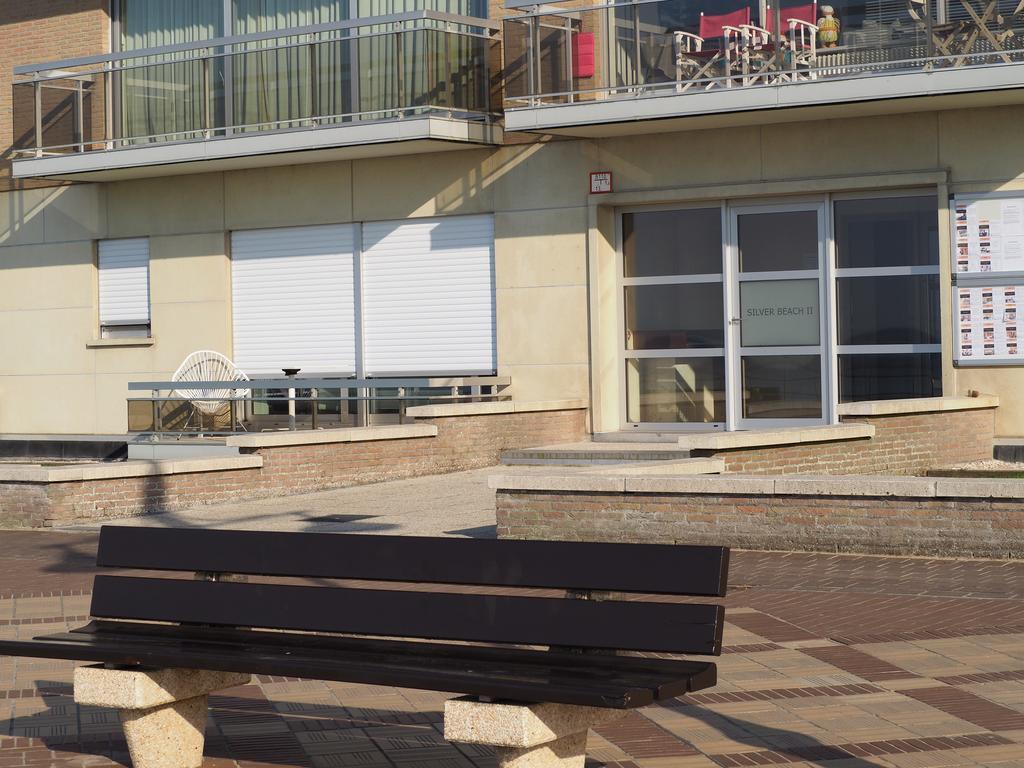 Appartement Sur La Digue - De Haan - Le Coq - Silver Beach D2 Exteriör bild