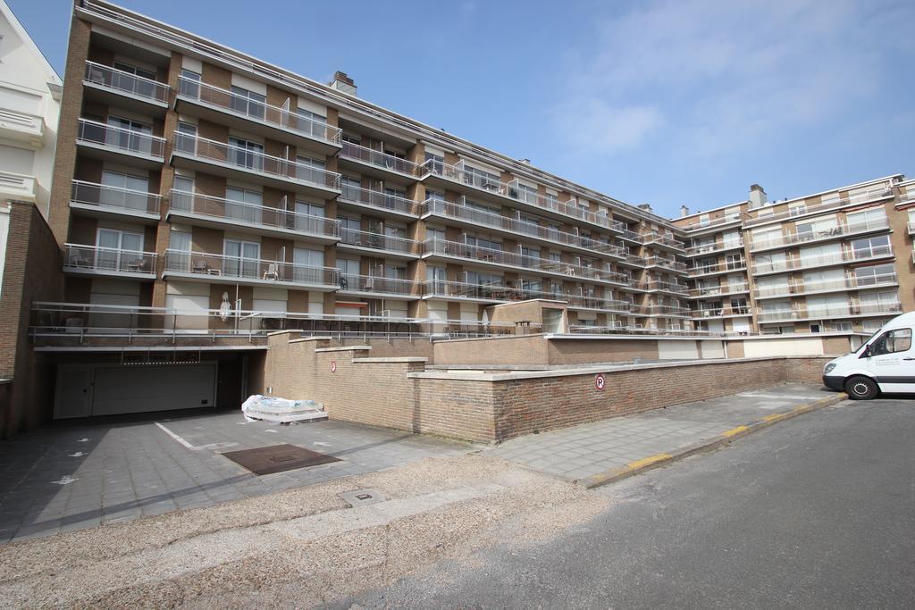 Appartement Sur La Digue - De Haan - Le Coq - Silver Beach D2 Exteriör bild