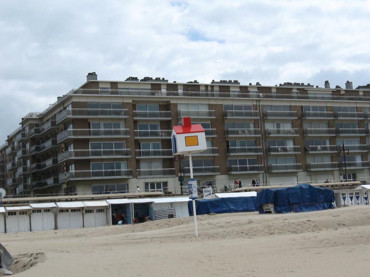 Appartement Sur La Digue - De Haan - Le Coq - Silver Beach D2 Exteriör bild